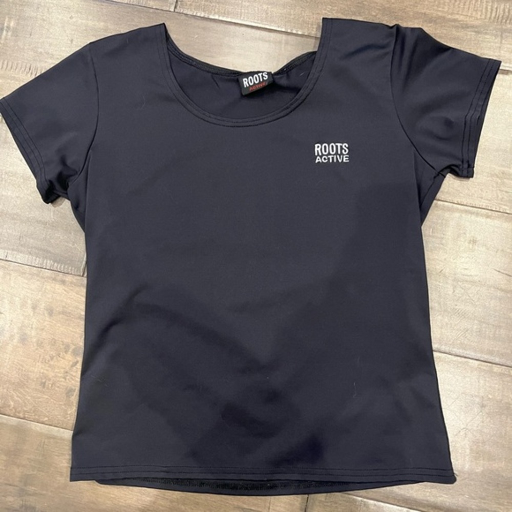 ROOTS active top
